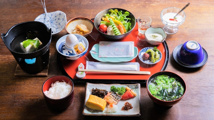 一泊朝食★朝ごはん付で朝から湯った〜り♪紫尾温泉＜現金特価＞